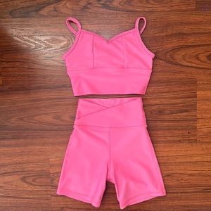 Five Dancewear Formation crop and Crossover biker short YM